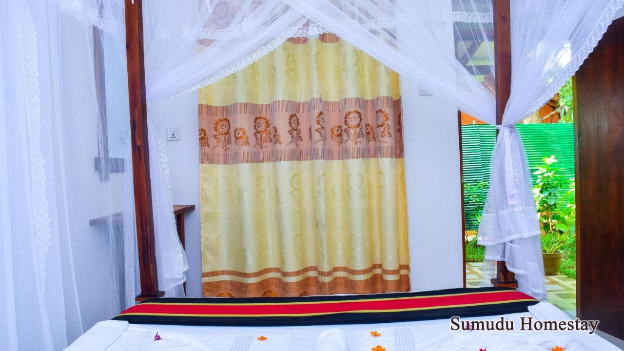Sumudu Homestay Sigirija Zewnętrze zdjęcie